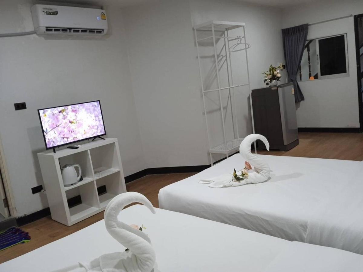 Nk Guesthouse 1 Bangkok Esterno foto